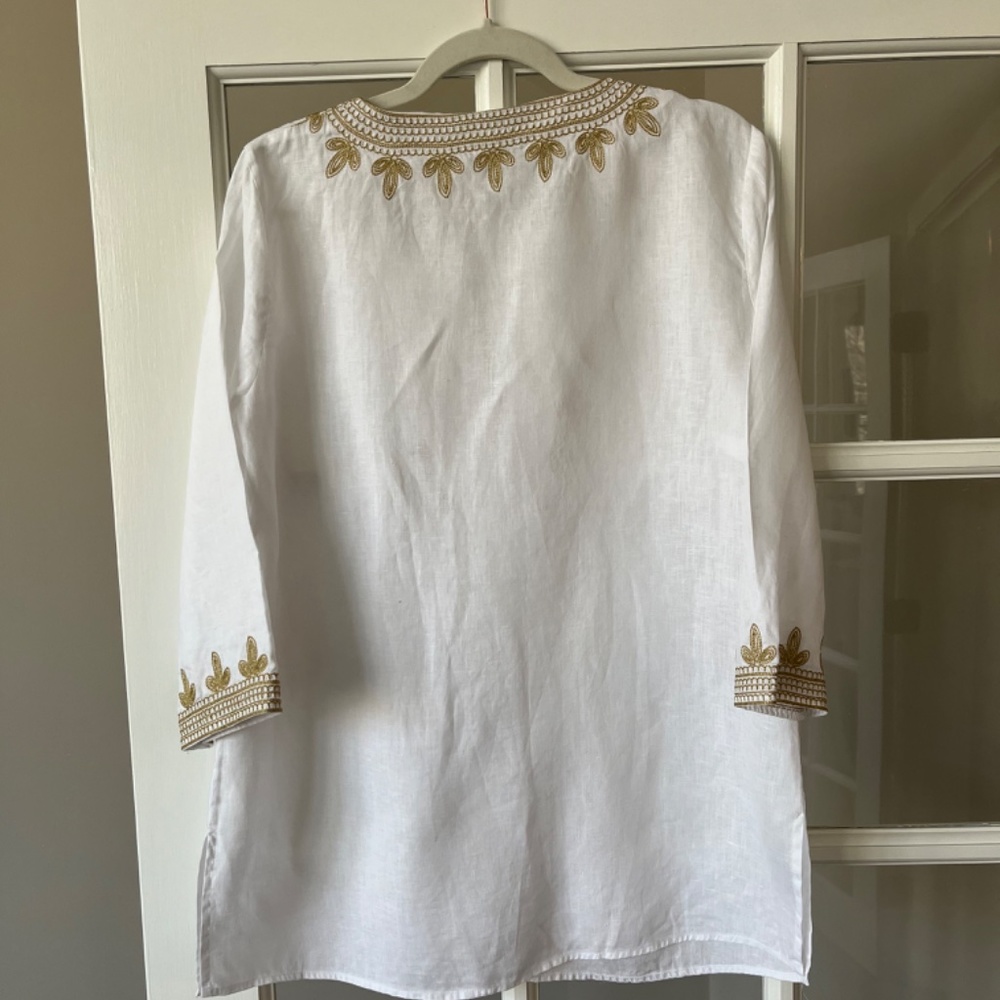 Chelsea and Theodore linen tunic - Picture 2 of 10